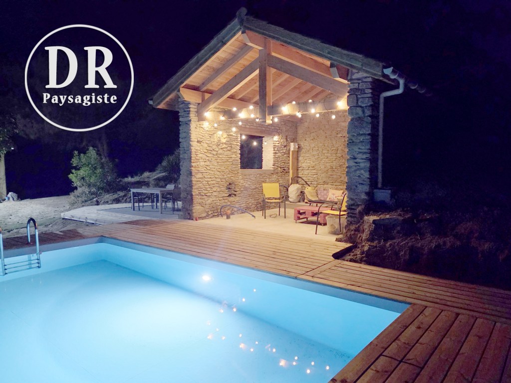 piscine carrelage bois terrasse nuit led David Robert paysagiste